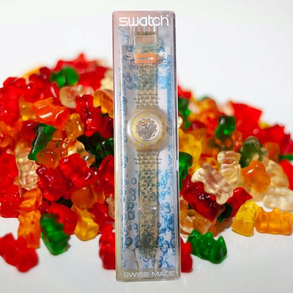 Swatch Scuba 200 Watch 'Jelly Bubbles' Yellow! SDK104G. In box with paperwork - Picture 2 of 7